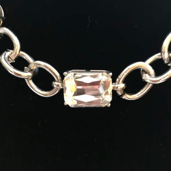 Chain Link Necklace with Sparkling Crystals - Picture 4 of 5